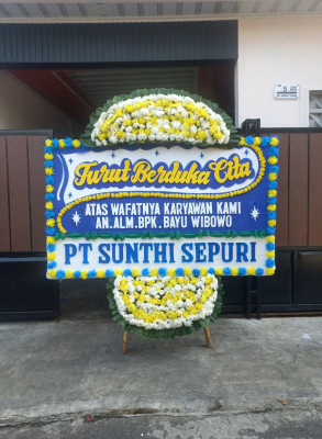 Papan Bunga Duka di Long Apari